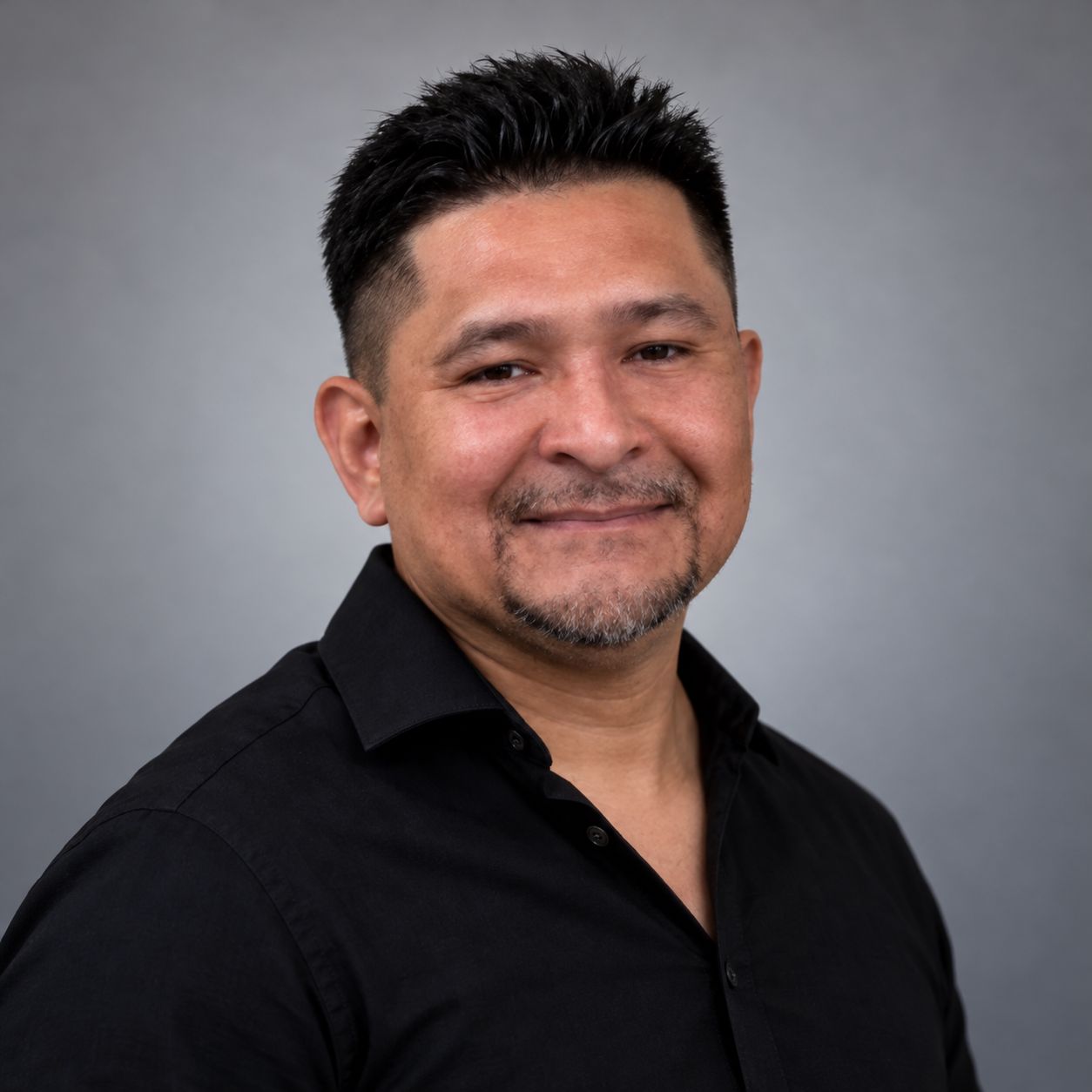 Eduardo, the builder behind Virtue Construction